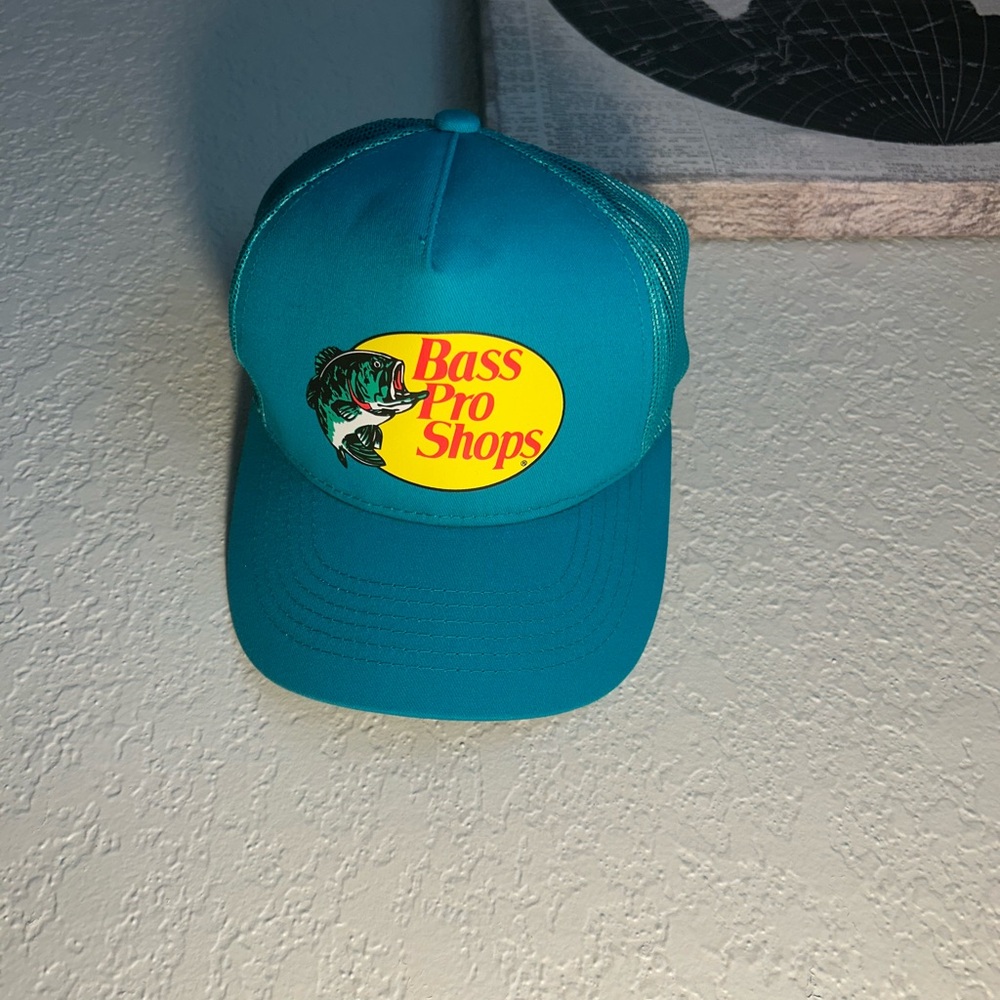 Bass Pro Shops Turquoise Trucker 💙Cap